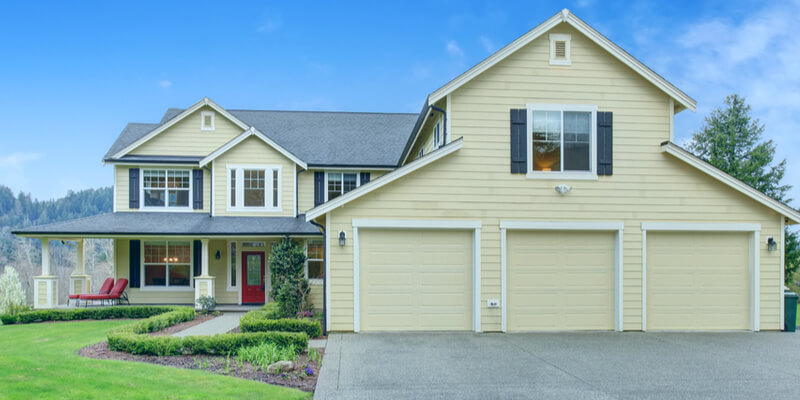 5 Helpful Tips in Buying a House - Johnson’s Garage Door Repair